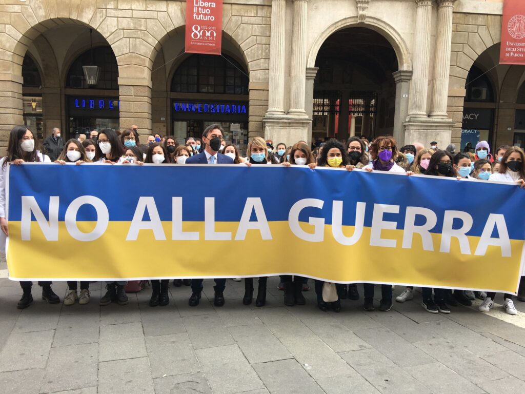 ricercatori Città della Speranza contro la guerra
